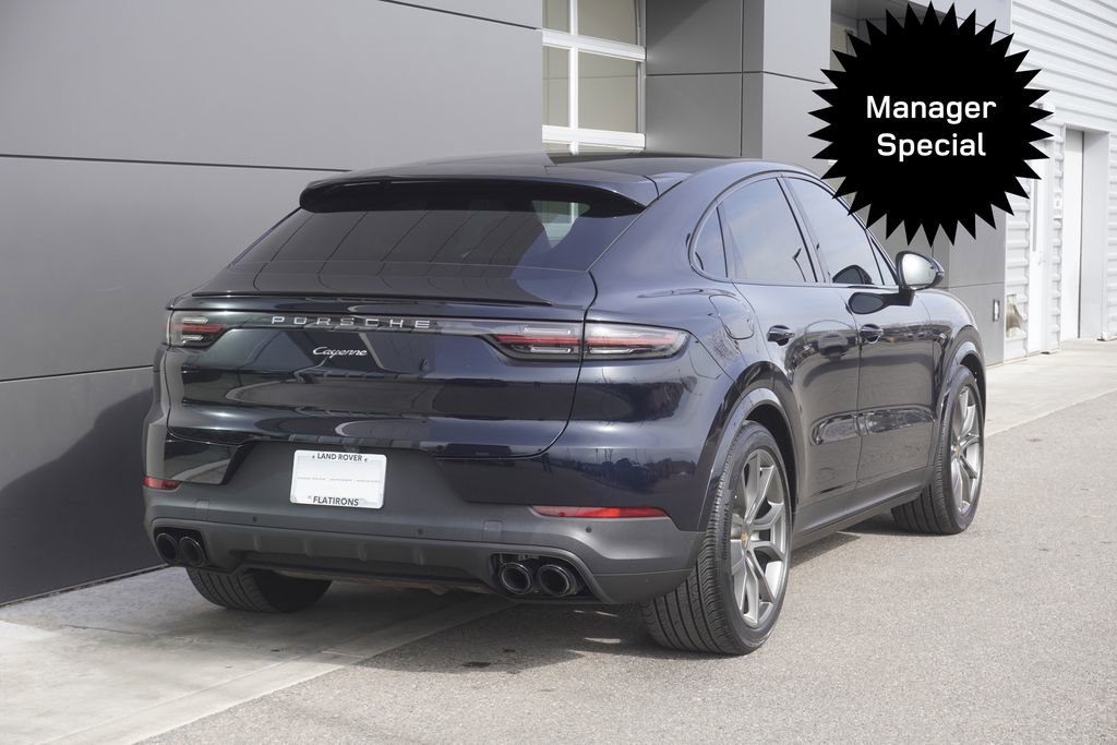 Used 2022 Porsche Cayenne Coupe image 2