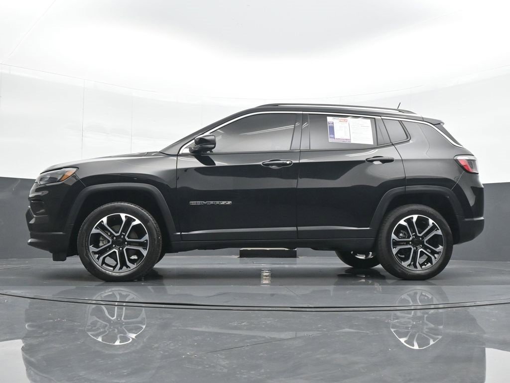 Used 2022 Jeep Compass Limited image 18