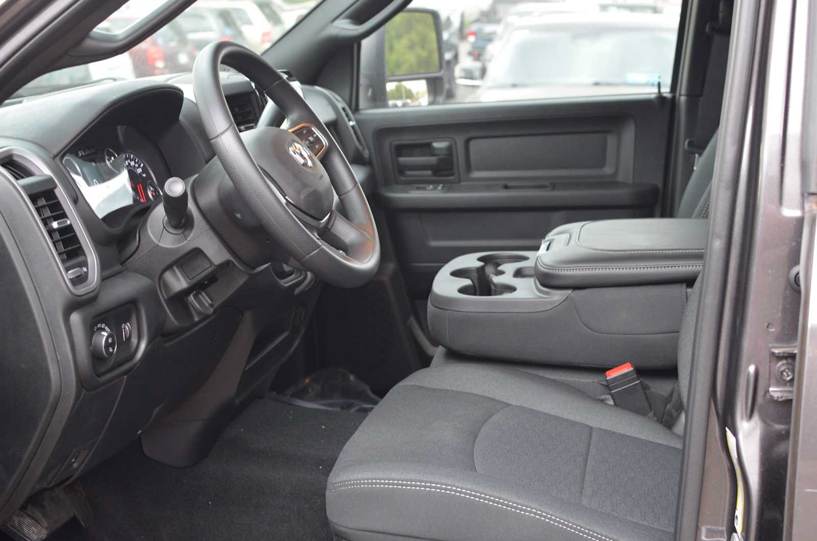 New 2026 RAM 3500 Tradesman AWD/4WD image 37