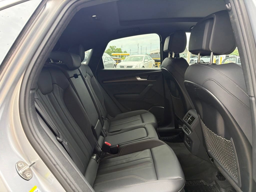 Used 2023 Audi Q5 2.0T Premium w/ Convenience Package AWD/4WD image 25