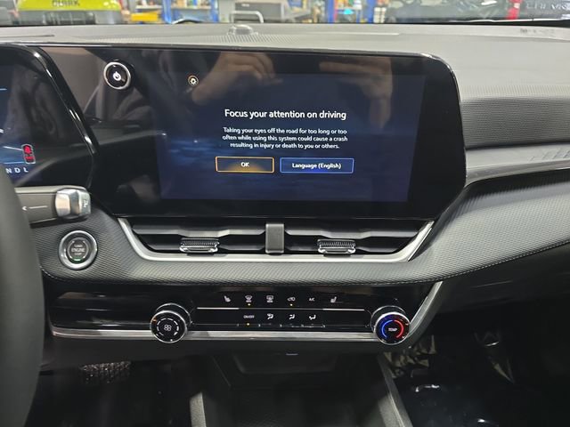 New 2026 Chevrolet Equinox LT w/ LPO, Floor Liner Package image 20