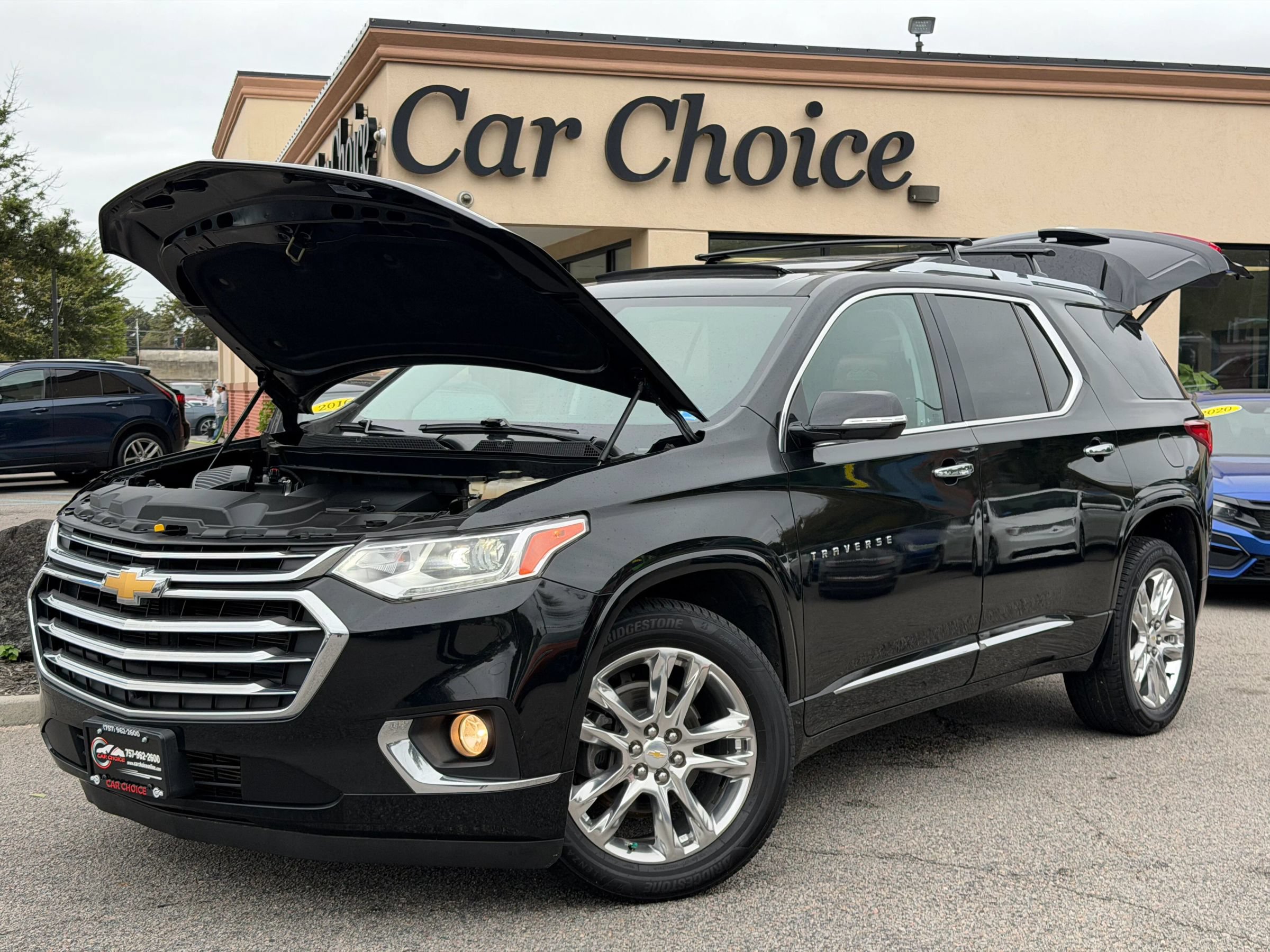 Used 2018 Chevrolet Traverse High Country AWD/4WD image 3