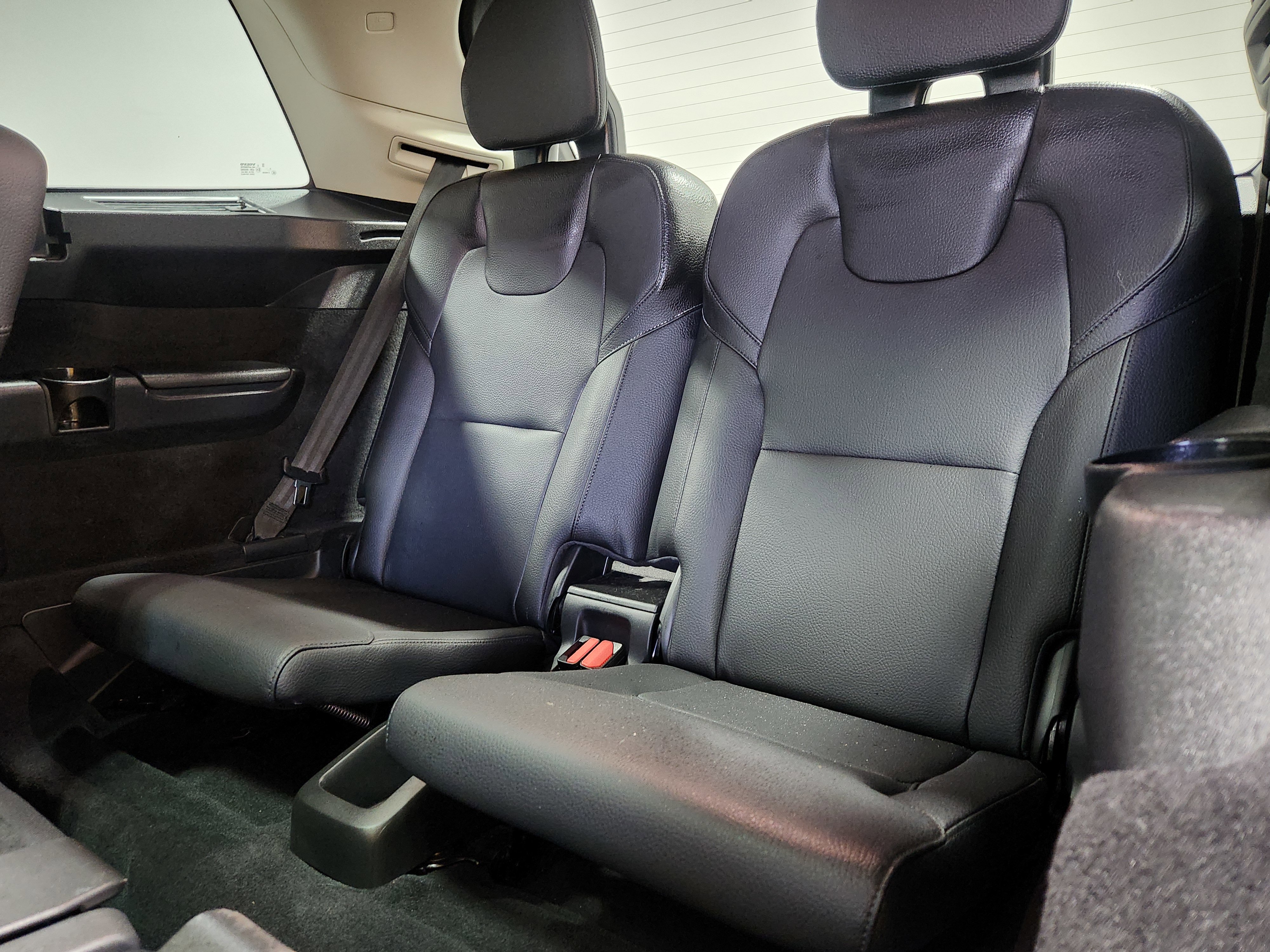 Used 2022 Volvo XC90 T8 Inscription Expression image 15