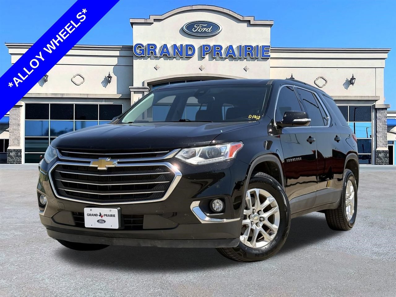Used 2020 Chevrolet Traverse LT AWD/4WD image 1