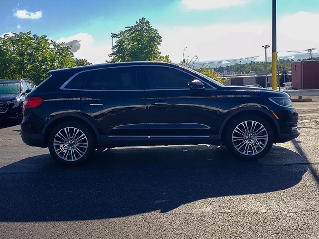 Used 2017 Lincoln MKX Reserve w/ Lincoln MKX Climate Package image 8