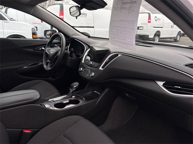 Used 2023 Chevrolet Malibu LT image 34