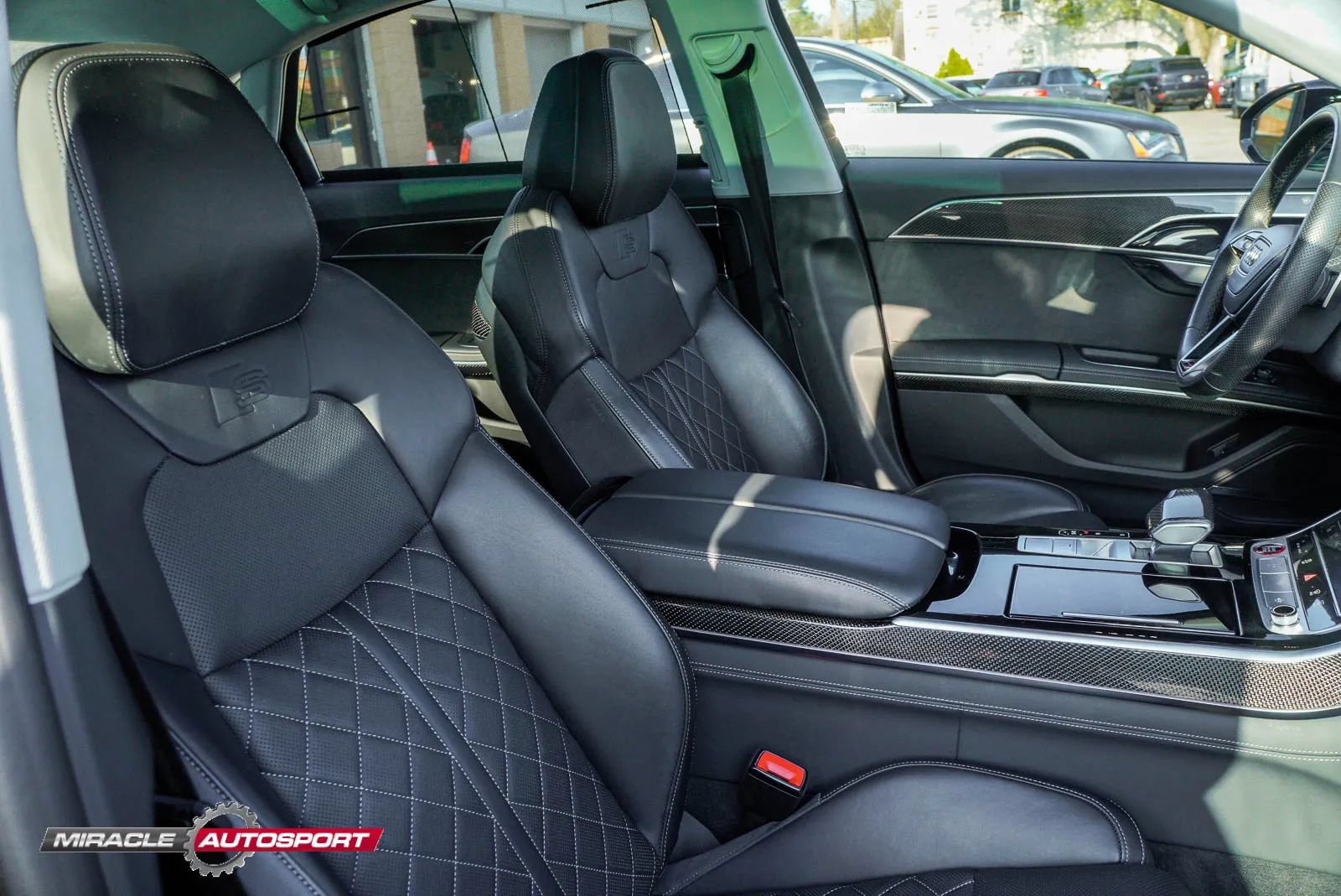 Used 2022 Audi S8 w/ S8 Executive Package AWD/4WD image 32