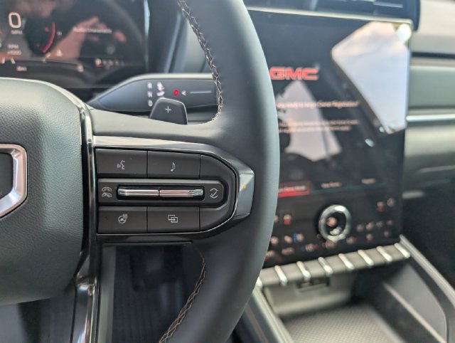 New 2027 GMC Terrain AT4 w/ Convenience Package III AWD/4WD image 17