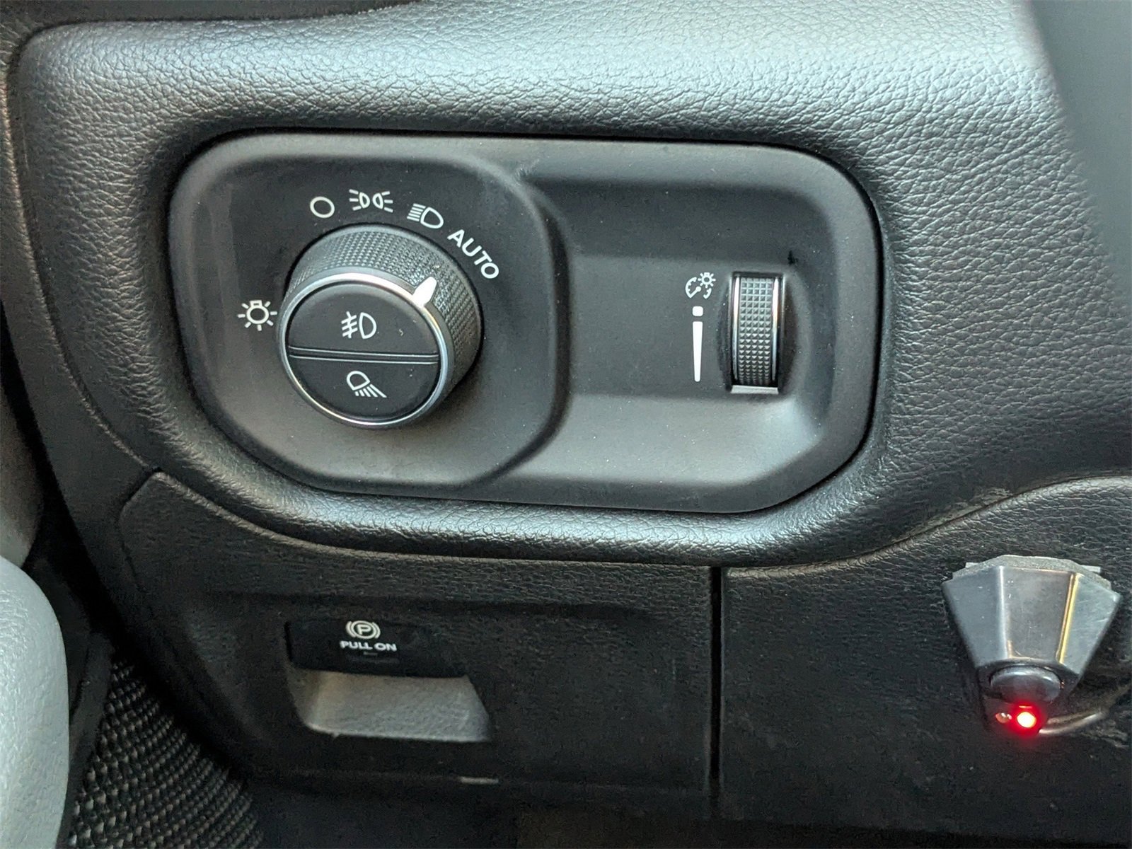 Used 2023 RAM 1500 Lone Star image 26