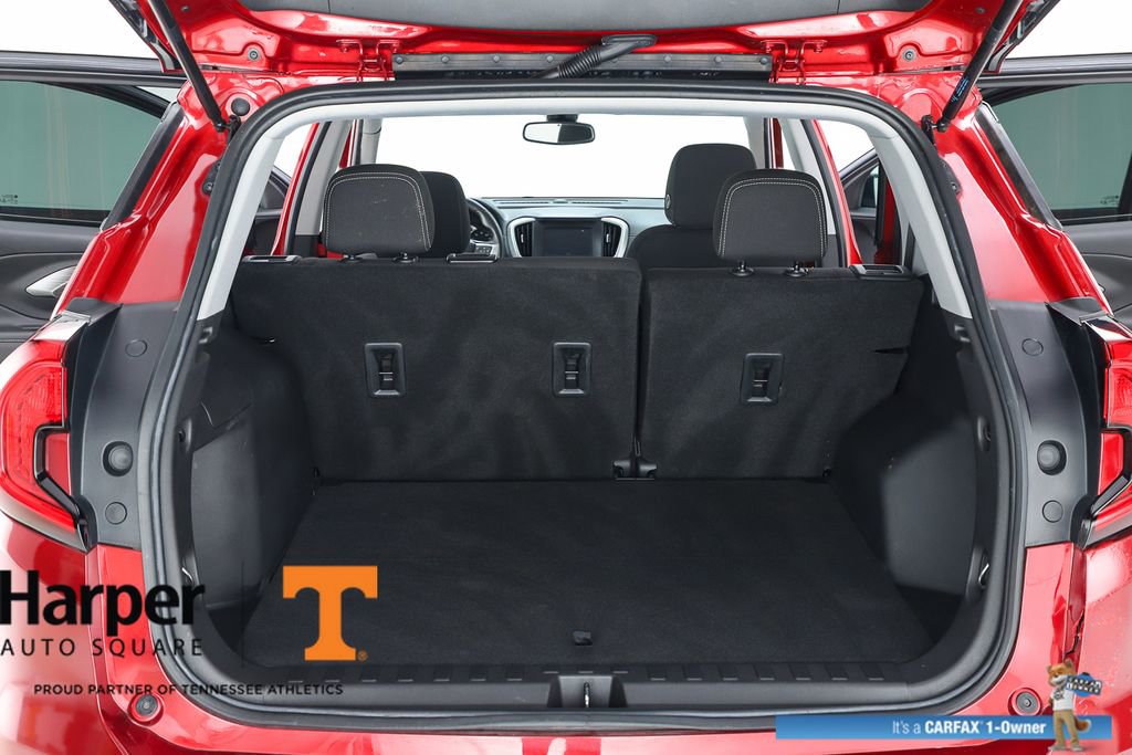 Used 2022 GMC Terrain SLE w/ Elevation Edition image 29