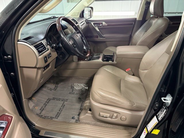 Used 2018 Lexus GX 460 Premium w/ Premium Package AWD/4WD image 7