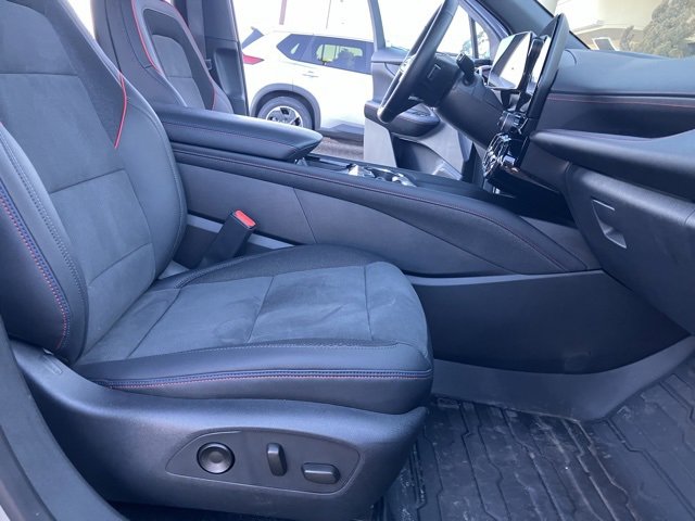 Used 2024 Chevrolet Blazer EV RS image 25