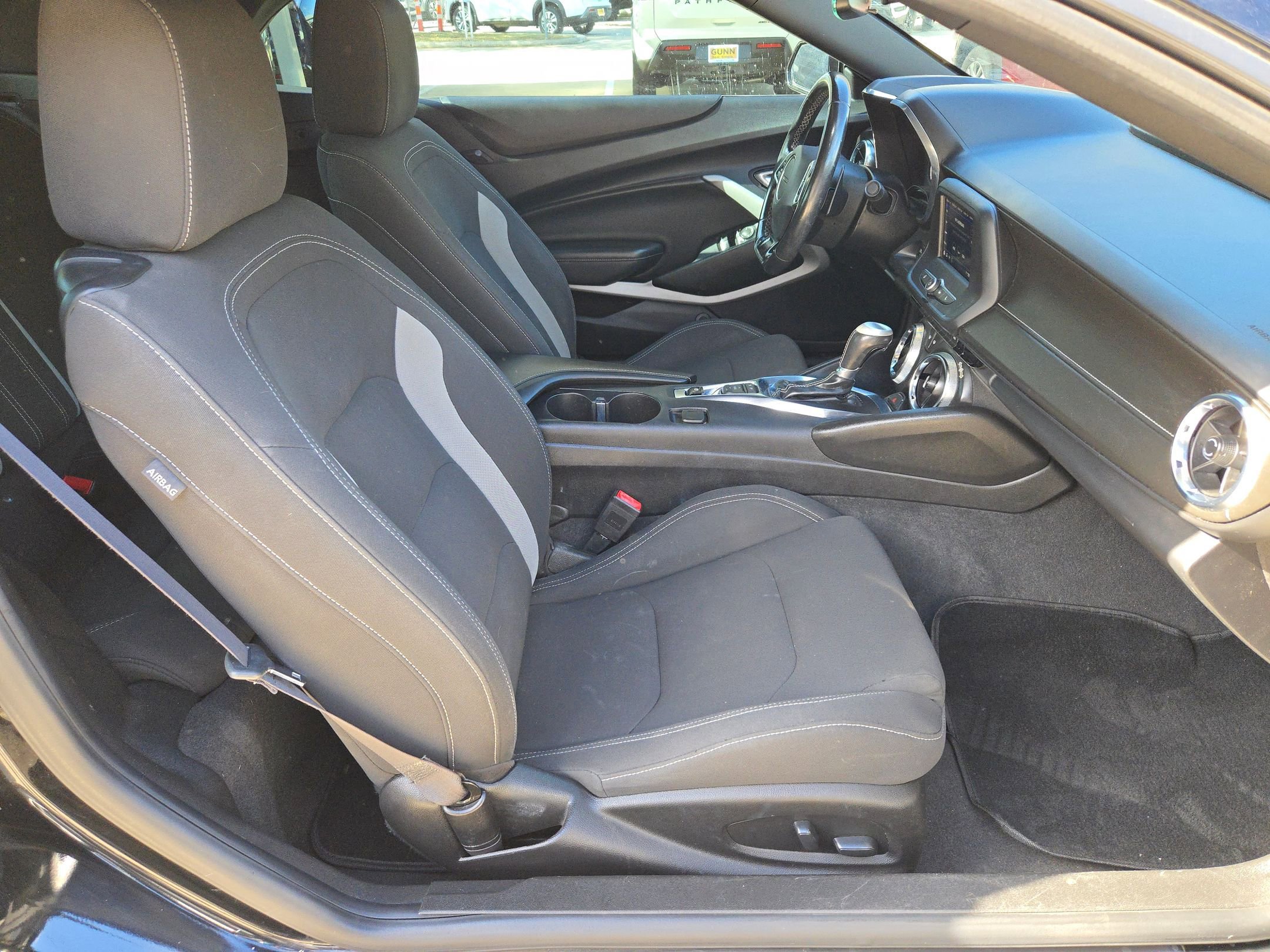 Used 2020 Chevrolet Camaro LT image 24