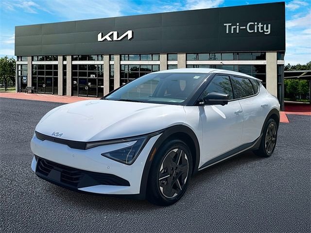 New 2025 Kia EV6 Light w/ Light LR Technology Package image 2