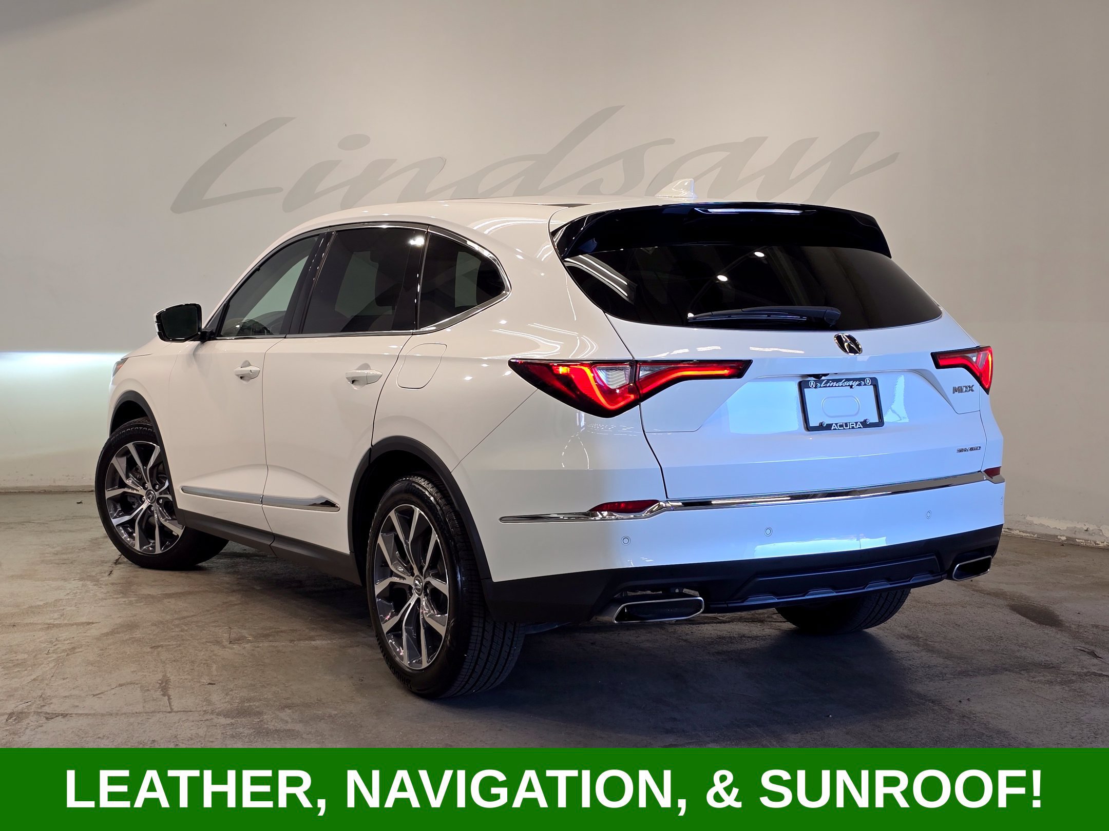 Used 2024 Acura MDX w/ Technology Package AWD/4WD image 4