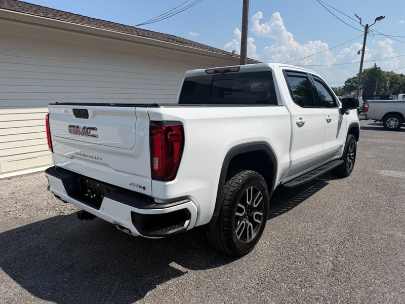 Used 2021 GMC Sierra 1500 AT4 w/ AT4 Premium Package AWD/4WD image 10
