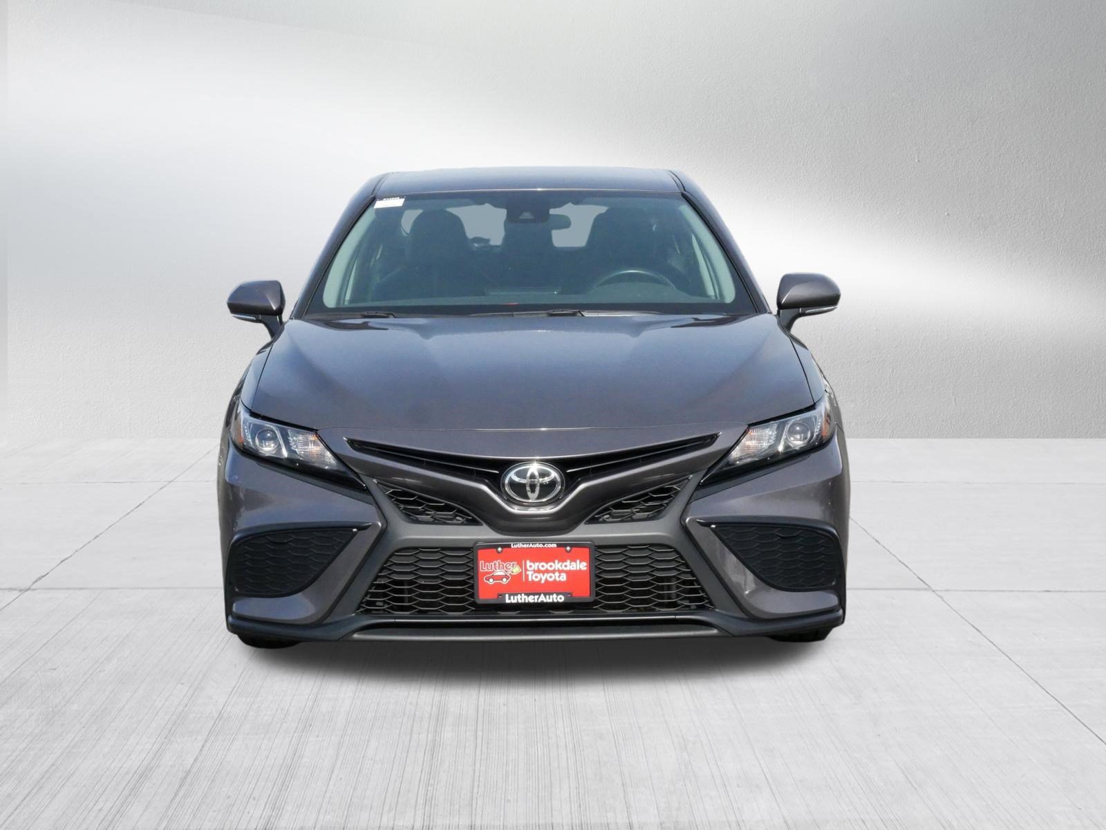 Certified 2024 Toyota Camry SE FWD video 2