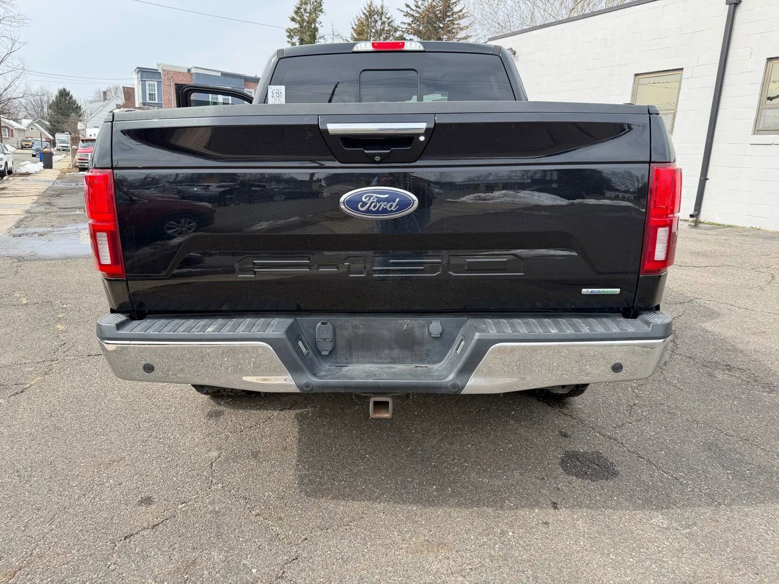 Used 2018 Ford F150 Lariat w/ Equipment Group 502A Luxury image 6