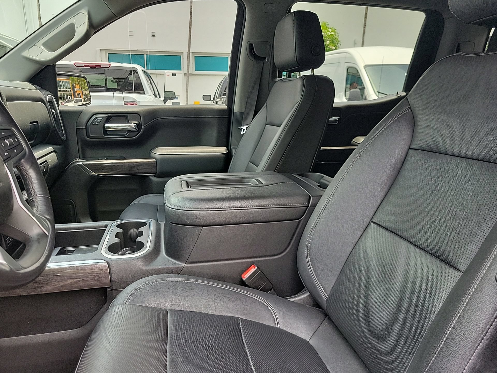 Used 2021 Chevrolet Silverado 1500 LTZ w/ Z71 Off-Road Package AWD/4WD image 21