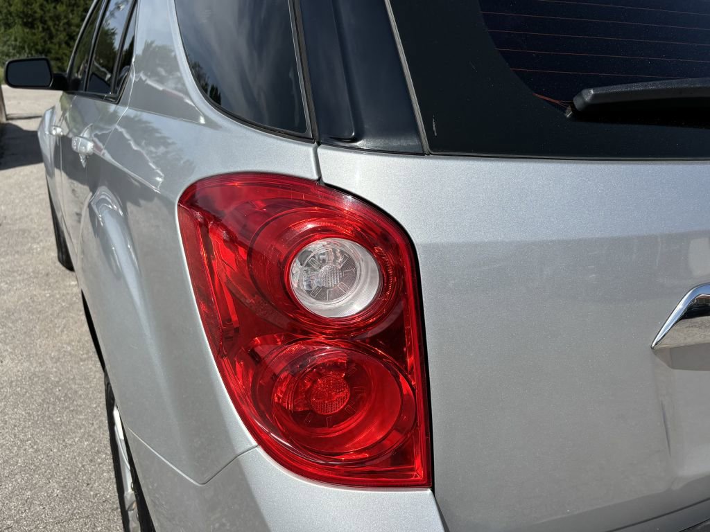 Used 2015 Chevrolet Equinox LS FWD image 7
