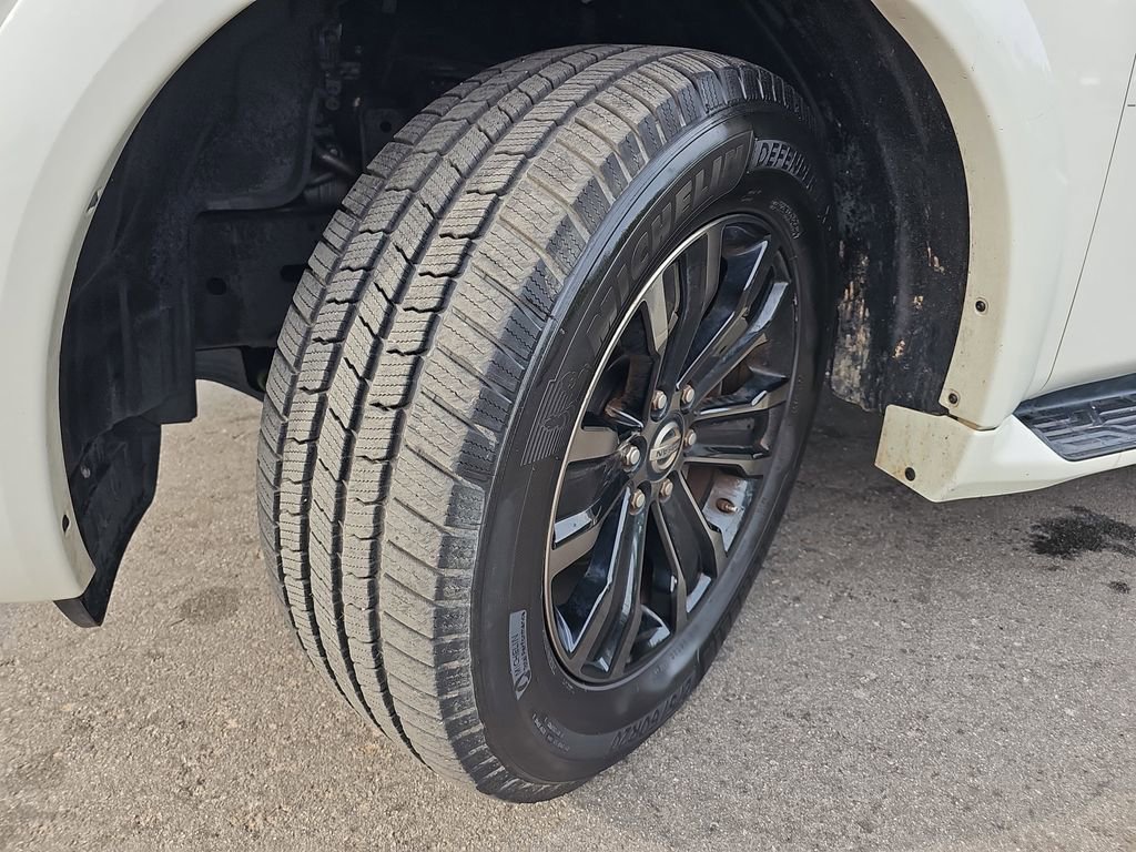 Used 2019 Nissan Armada Platinum w/ Captain's Chairs Package RWD image 37