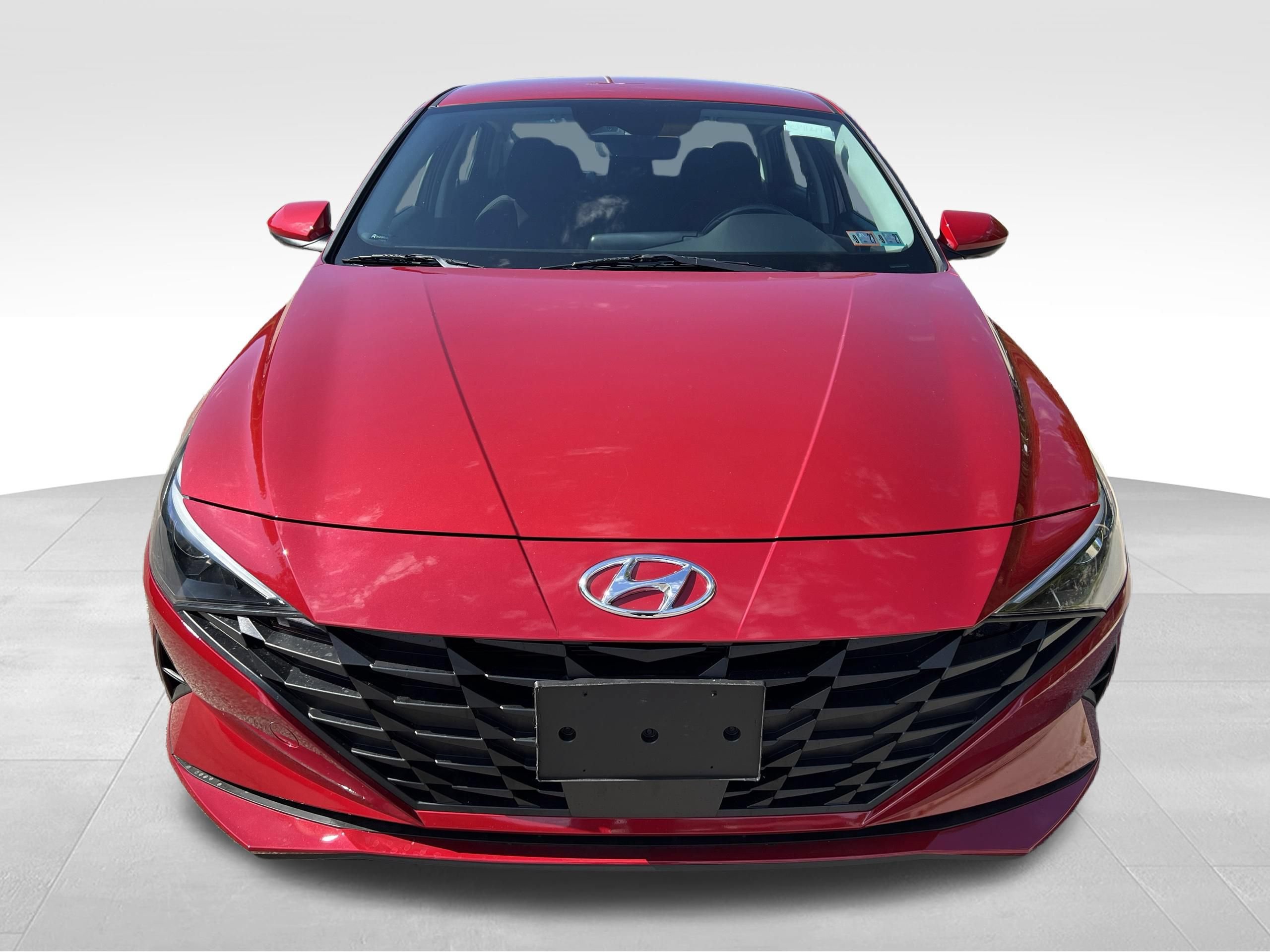 Used 2023 Hyundai Elantra SEL w/ Convenience Package FWD image 2