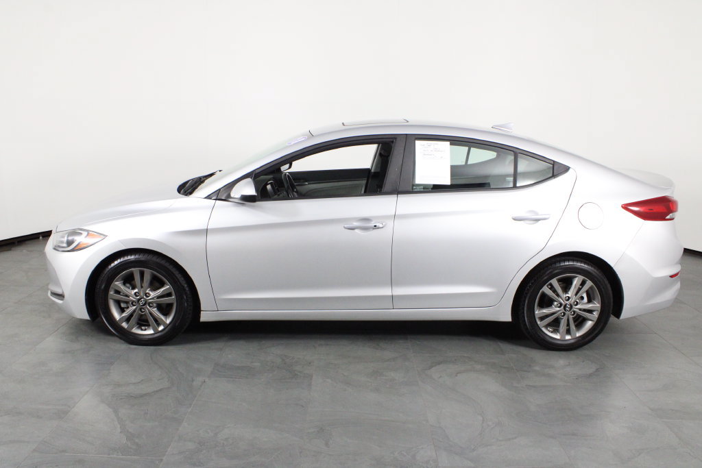 Used 2018 Hyundai Elantra Value Edition FWD image 12