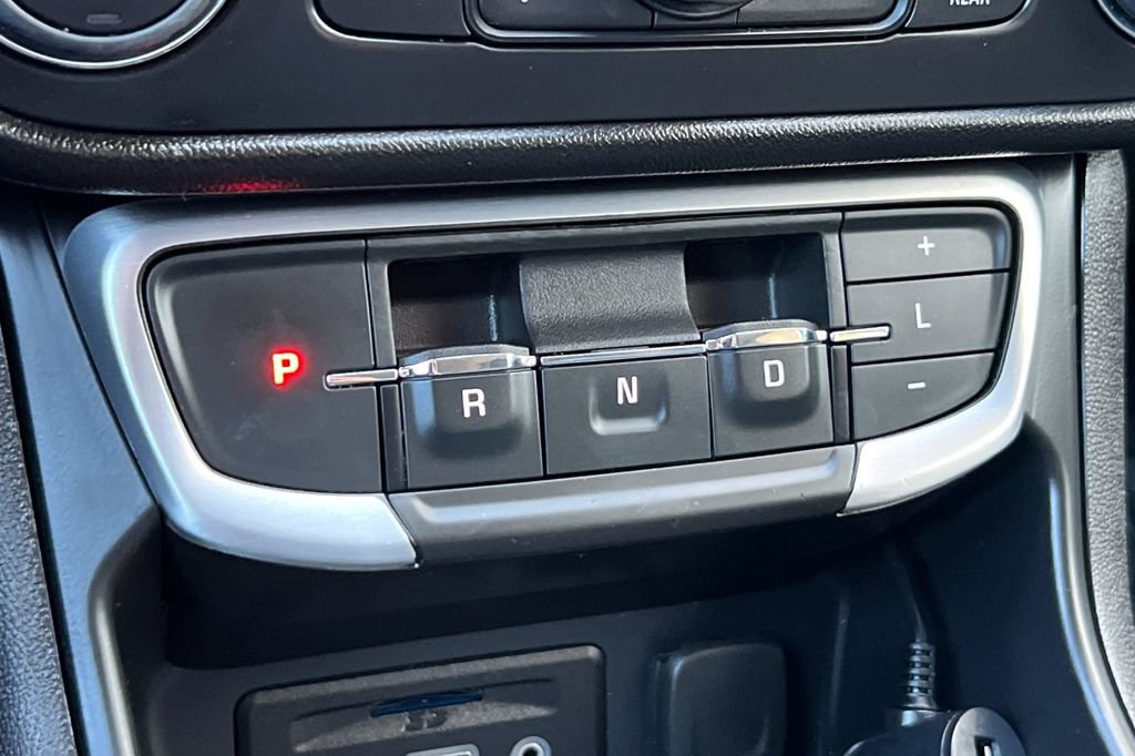 Used 2023 GMC Terrain SLT FWD image 23