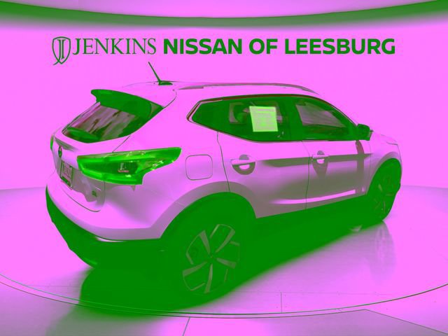 Certified 2021 Nissan Rogue Sport SL w/ Premium Package FWD image 2