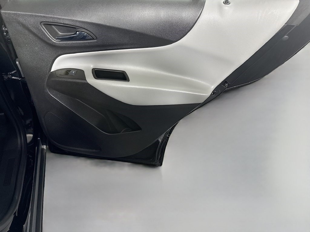 Used 2024 Chevrolet Equinox LS w/ Midnight Edition FWD image 27