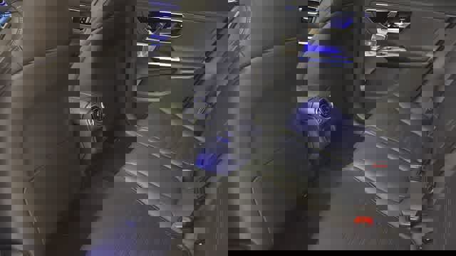 Used 2023 Mercedes-Benz GLC 300 4MATIC image 25