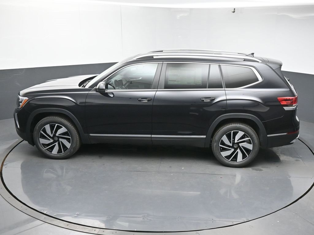Used 2025 Volkswagen Atlas SEL image 52