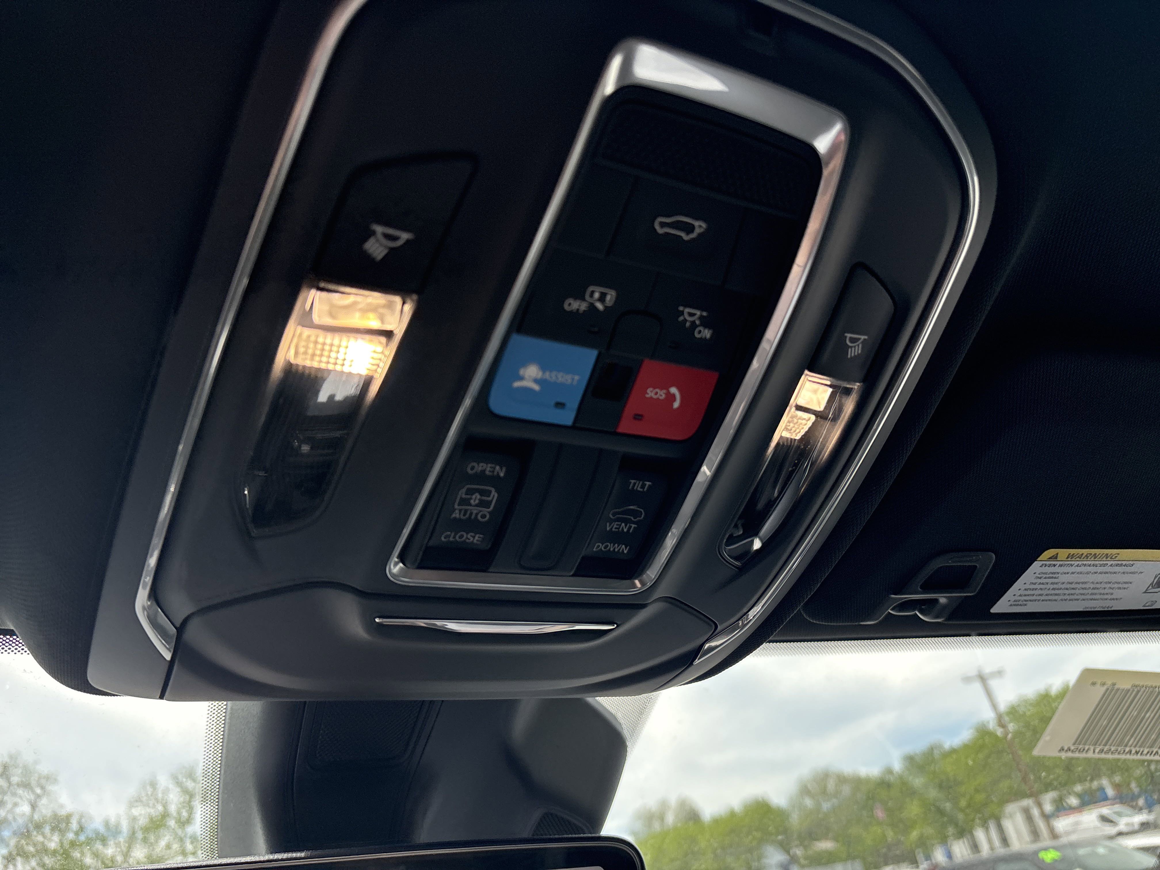 New 2025 Jeep Grand Cherokee L Altitude image 31