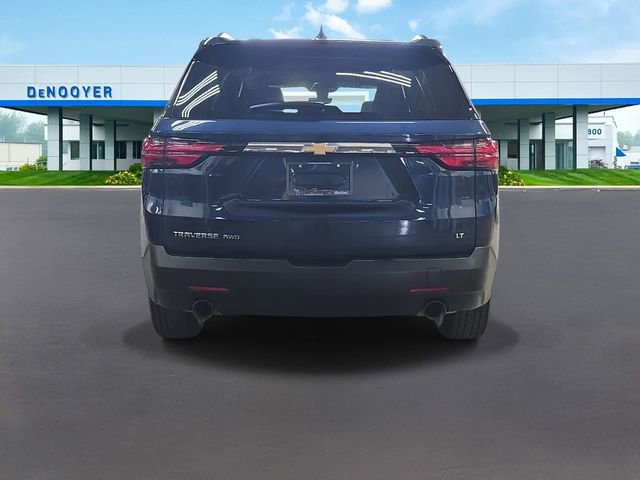 Used 2023 Chevrolet Traverse LT w/ Rear Camera Mirror Package image 10