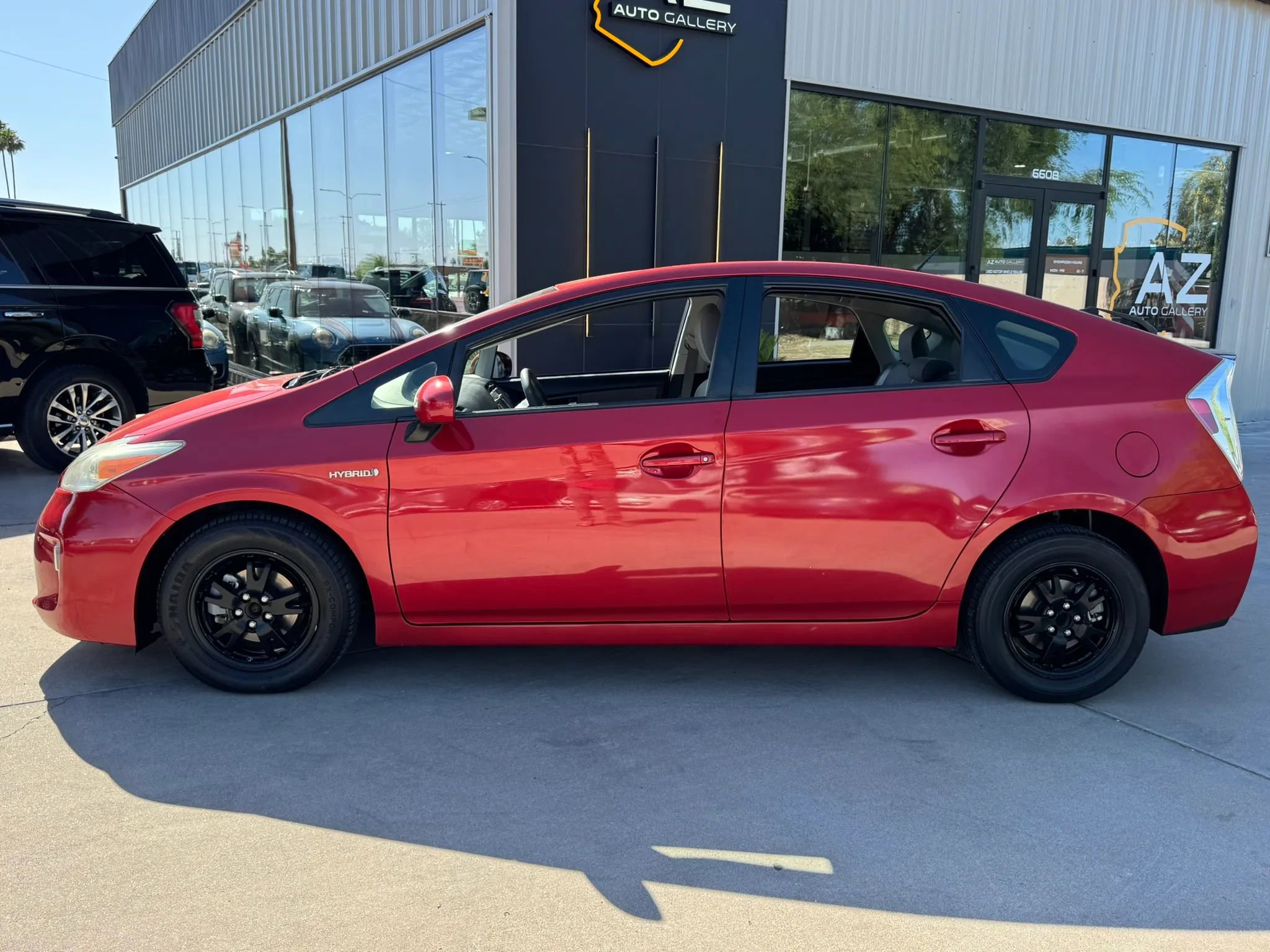 Used 2013 Toyota Prius Two FWD image 9
