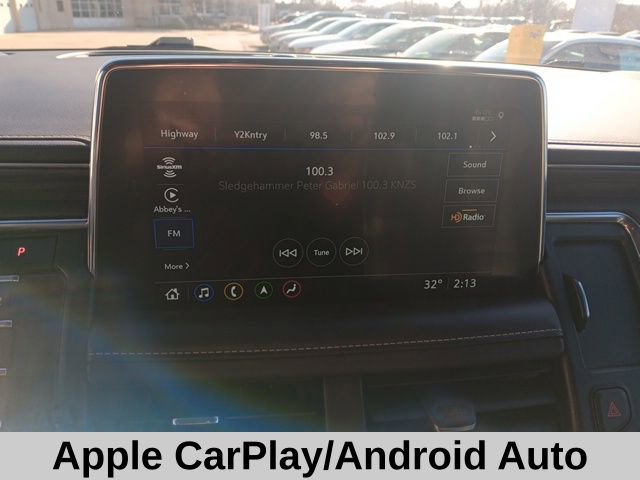 Used 2021 GMC Yukon SLT w/ SLT Premium Package image 16