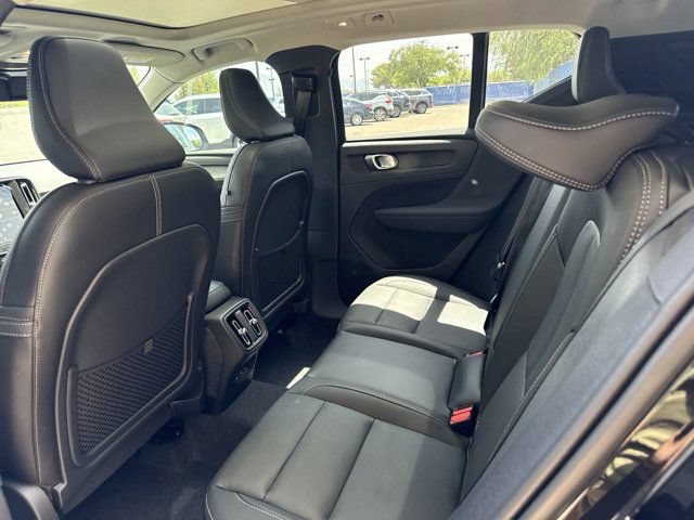 New 2024 Volvo XC40 B5 Plus w/ Climate Package AWD/4WD image 22