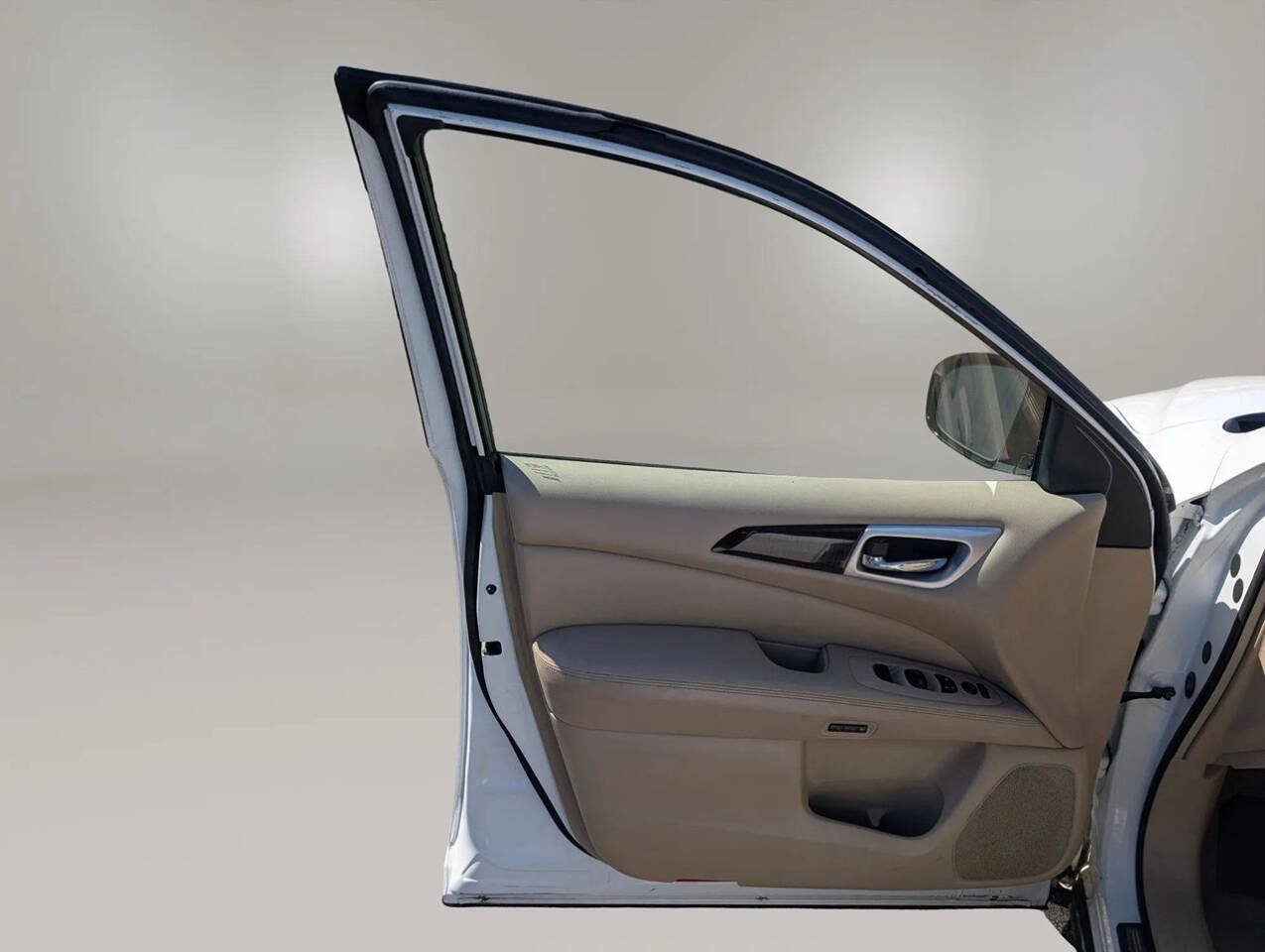 Used 2013 Nissan Pathfinder SL FWD image 21