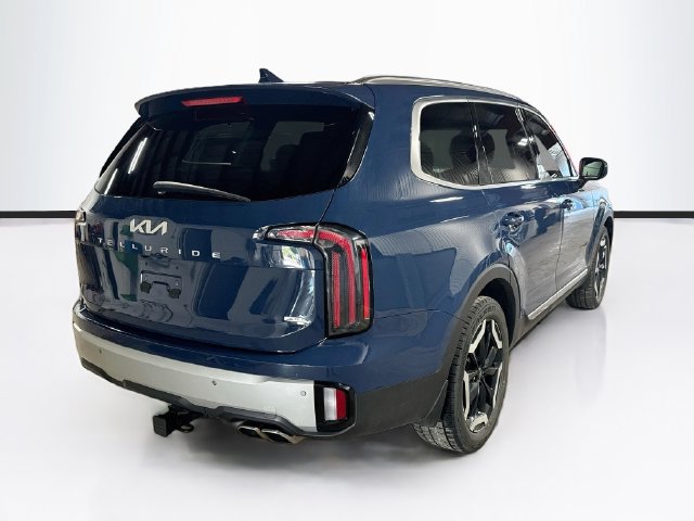 Certified 2024 Kia Telluride EX w/ EX Captain's Chair Package AWD/4WD image 7