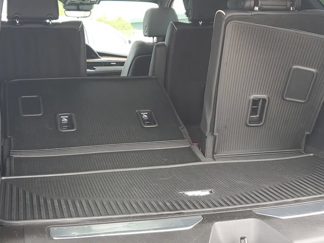 Certified 2023 Cadillac Escalade Premium Luxury w/ Performance Package AWD/4WD image 29