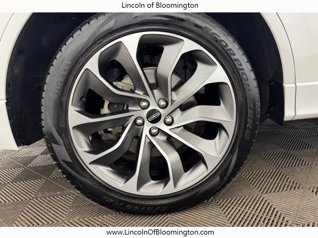 Used 2023 Lincoln Aviator Grand Touring w/ Elements Package Plus AWD/4WD image 29