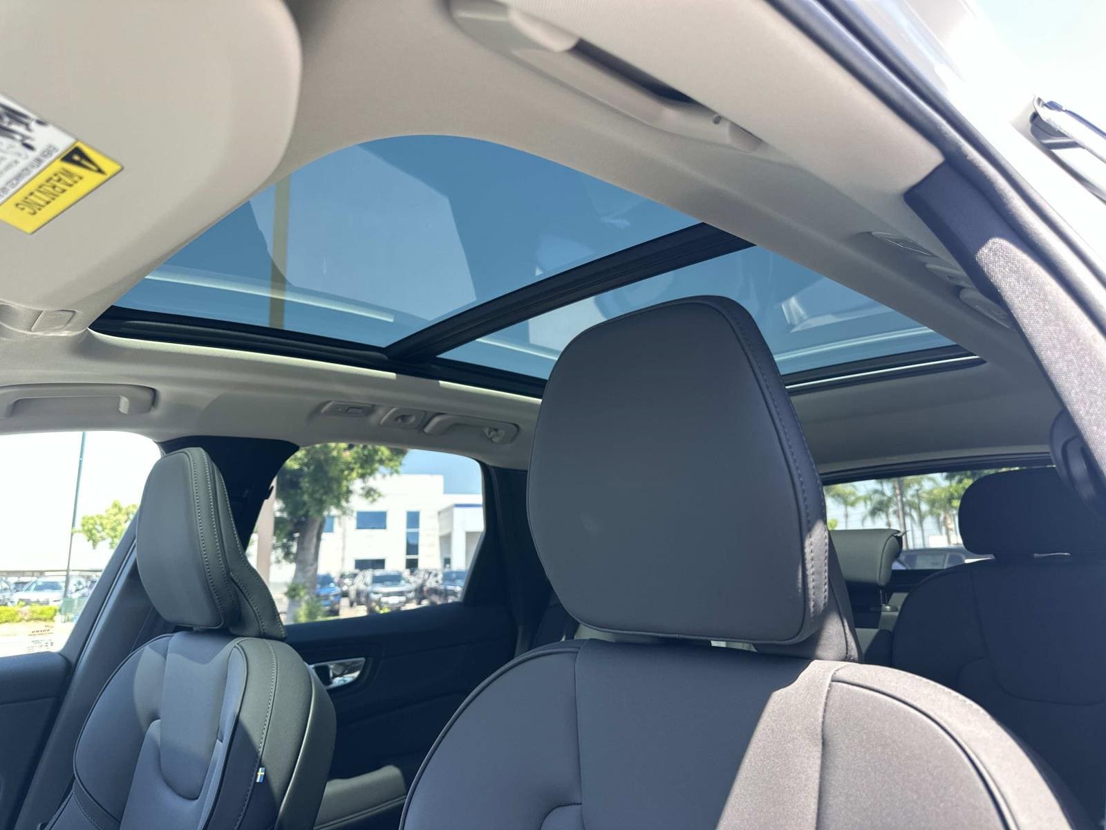 New 2026 Volvo XC60 B5 Plus w/ Climate Package AWD/4WD image 24