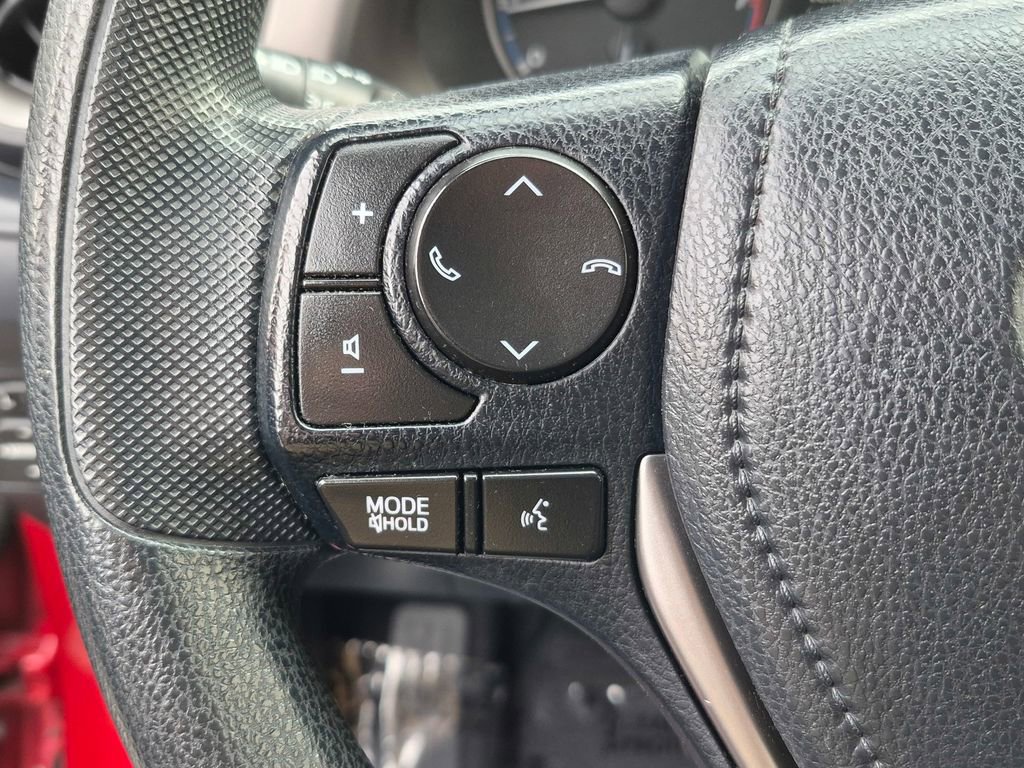 Used 2017 Toyota RAV4 LE w/ Carpet Mat Package image 31
