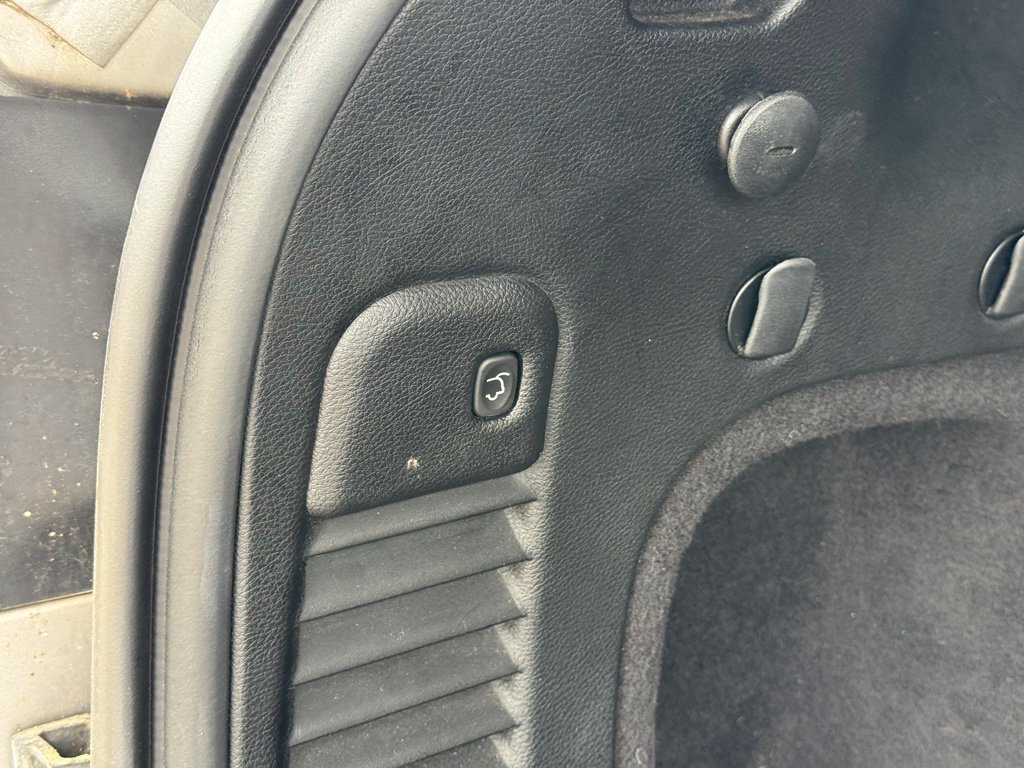 Used 2018 Jeep Grand Cherokee Altitude AWD/4WD image 26