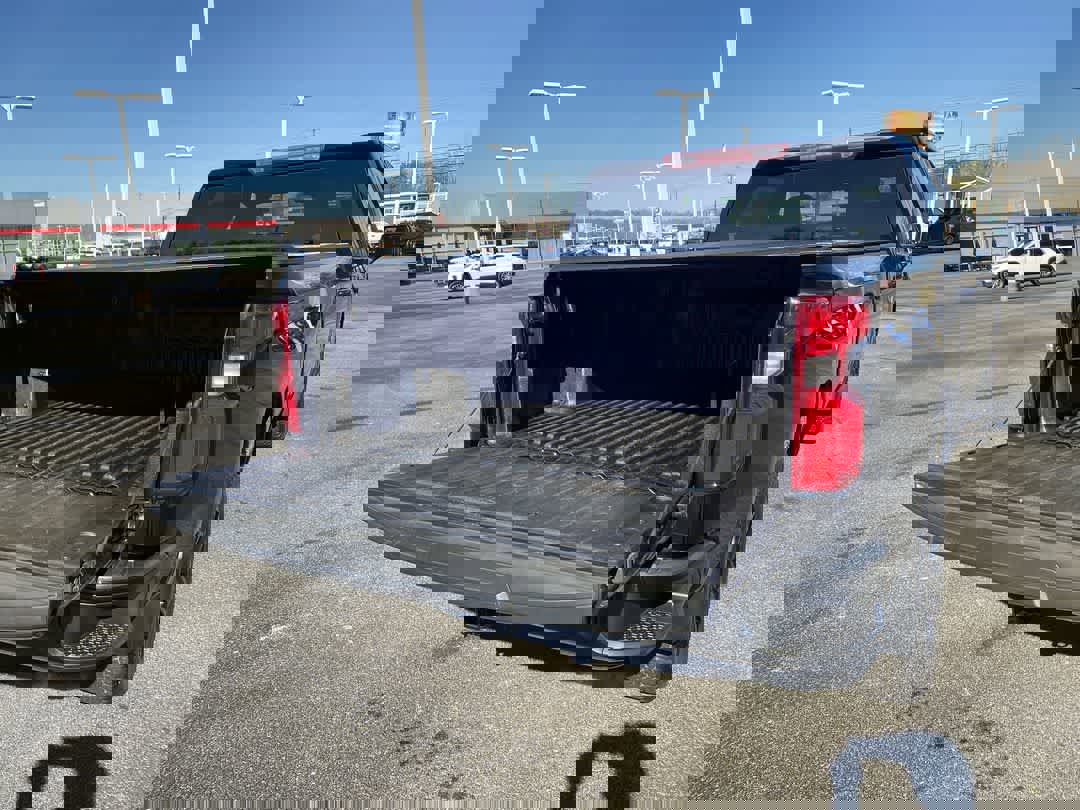 Used 2022 Chevrolet Silverado 1500 LT Trail Boss image 23