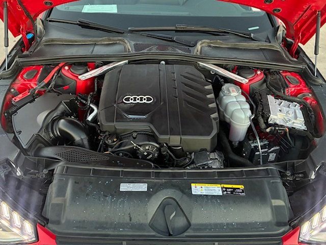 Used 2023 Audi A4 2.0T Premium Plus image 5