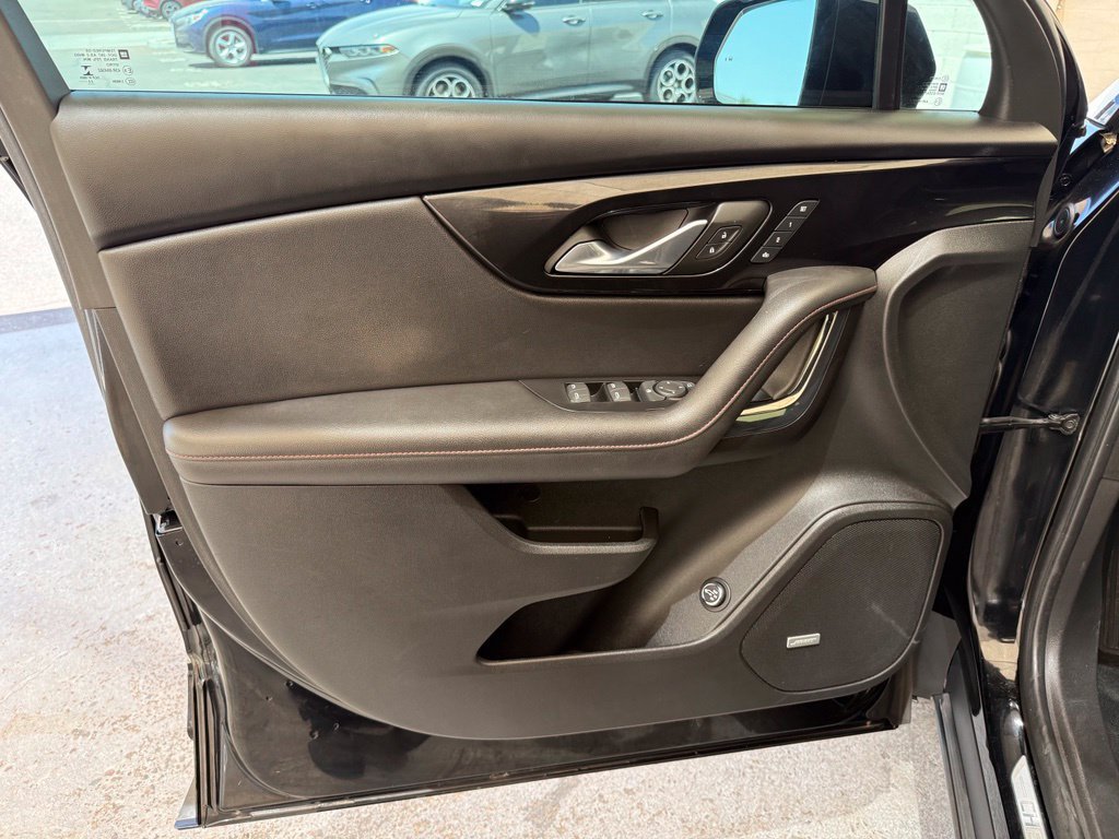 Used 2023 Chevrolet Blazer RS w/ Enhanced Convenience Package FWD image 22