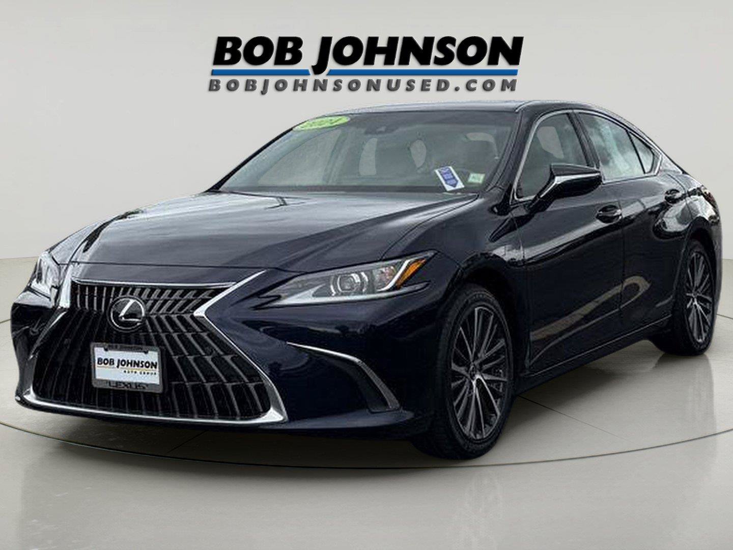 Certified 2024 Lexus ES 350 w/ Premium Package FWD image 3