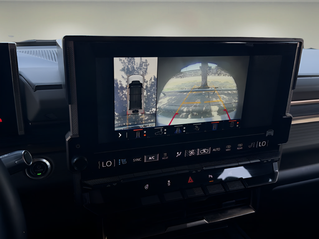 Used 2024 GMC Hummer EV 3X AWD/4WD image 8