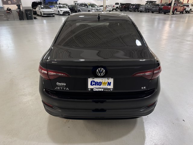 Certified 2024 Volkswagen Jetta SE FWD image 8
